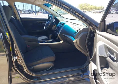 2014 Nissan Altima 2.5/2.5 S/2.5 Sl/2.5 Sv из США, поврежденный, VIN 1N4AL3AP5EN373236